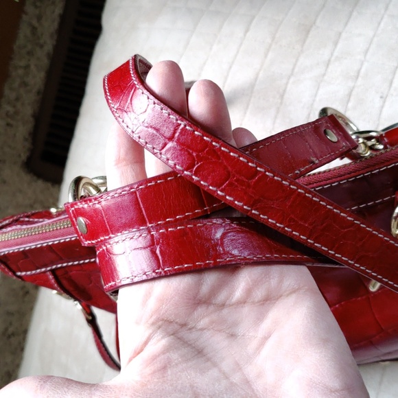 Women' Red Leather Handbag - Picture 6 of 6